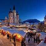 Hideaway Montestyria &