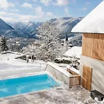 Hotel Hideaway Montestyria &
