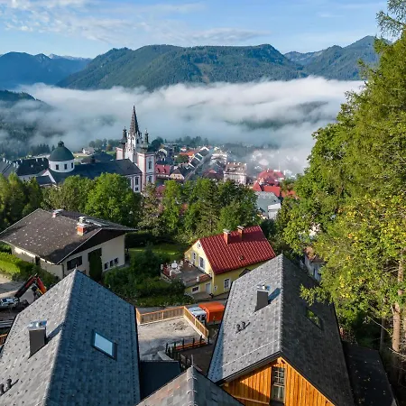 Hotel Hideaway Montestyria &