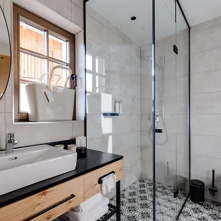 Hideaway Montestyria & Hotel 4*