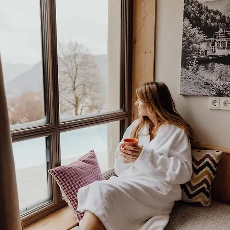 Hotel Hideaway Montestyria &