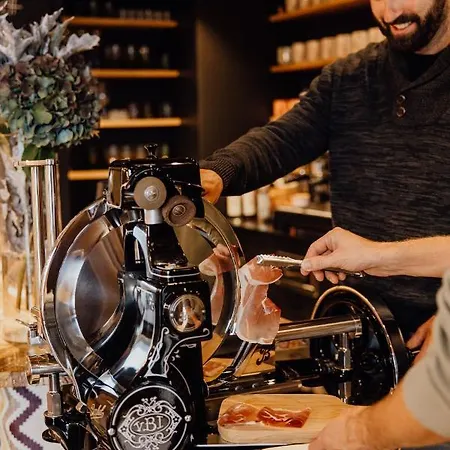 Hideaway Montestyria & Hotel 4*