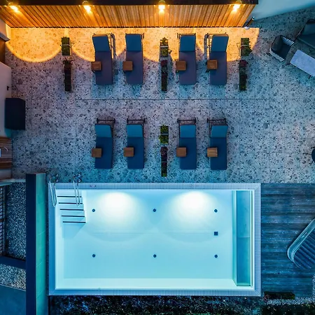 فندق Hideaway Montestyria &
