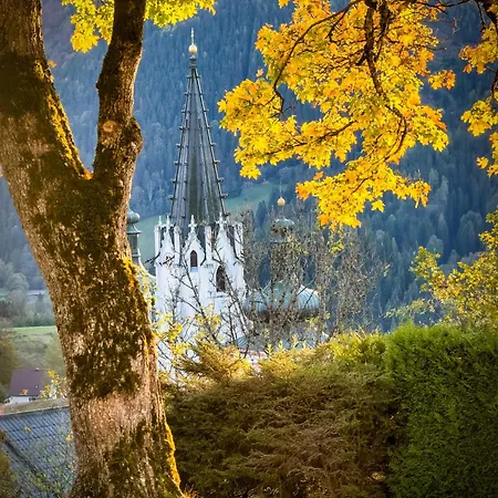 فندق Hideaway Montestyria & 4*