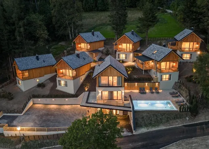 Hotel Montestyria Chalets&suiten 4*