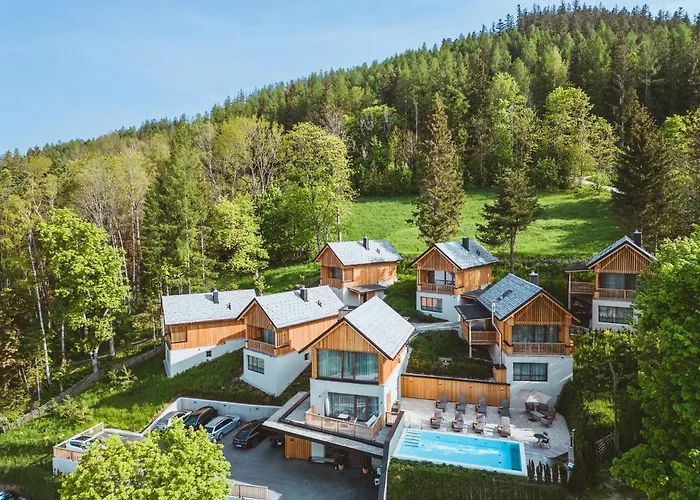 Hideaway Montestyria & 4* ماريازيل