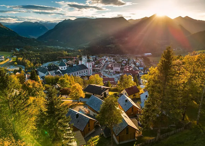 Hotel Montestyria Chalets&suiten 4*