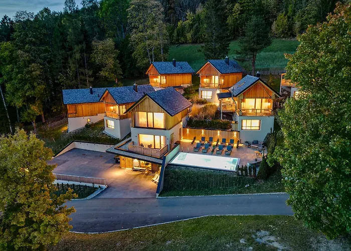 Montestyria Chalets&suiten Hotel 4*