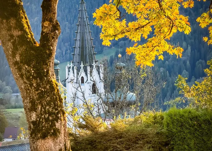 فندق Hideaway Montestyria & 4*