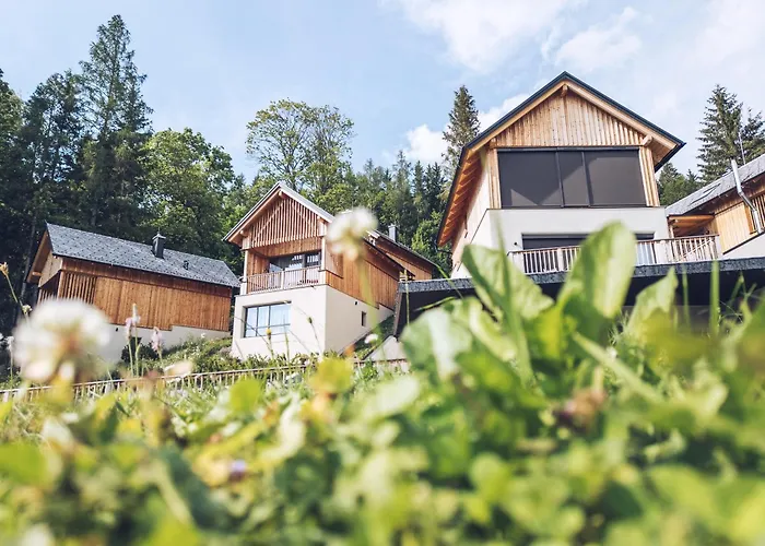 فندق Hideaway Montestyria & 4*